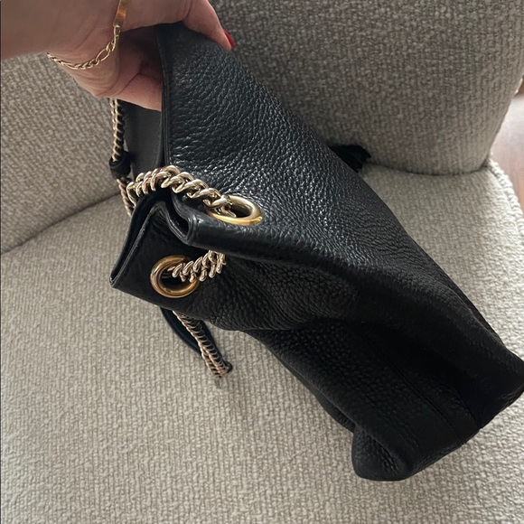 Gucci Black Pebbled Leather Shoulder Bag with Gold Chains - Picture 8 of 13